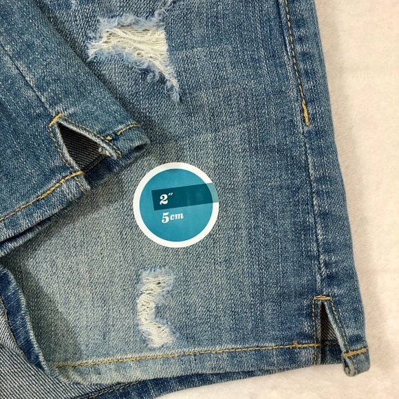 NWT Old Navy High Rise Jean Shorts - Picture 3 of 4